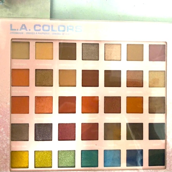 LA Colors Eyeshadow Rush 35 Colors - Picture 3 of 8